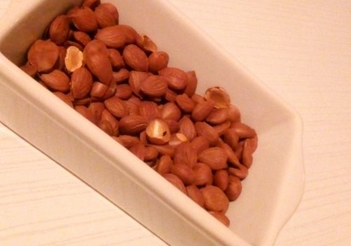 КАЙСИЕВА ЯДКА ПЕЧЕНА 1 кг